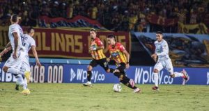 Golazos en el Palogrande: así empatan Once Caldas y Pereira