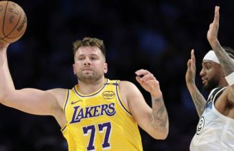 Álvaro Martín, la voz del relato de la NBA en Colombia