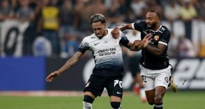 Barcelona sostuvo ventaja y despide a Corinthians de Libertadores