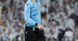 El árbitro de final de Copa denuncia entre lágrimas la presión de Real Madrid TV