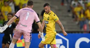 Bucaramanga rescató un empate ante Fortaleza y sigue líder