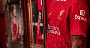 Tras Salah, Liverpool se asegura la continuidad de Virgil van Dijk