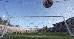 Monterrey clasifica al golear a Urawa, River cae ante Inter y se despide del Mundial