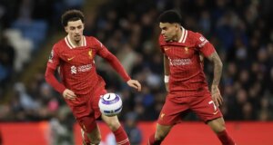 revelan videollamada con el DT del Bayern Múnich para convencerlo de salir del Liverpool