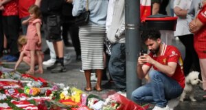 Diego Jota: así fue la impresionante y triste despedida de los hinchas del Liverpool tras su funeral