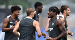 Madueke deja la concentración y se marcha al Arsenal, antes de la final del Mundial de Clubes