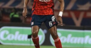 ya está en México para firmar