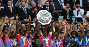 celebran a rabiar el título de la Community Shield tras derrotar al Liverpool