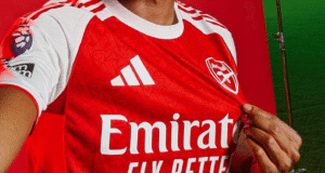 El Arsenal confirmó el fichaje de un defensor colombiano