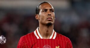 Picante indirecta de Van Dijk a directiva de Liverpool por Luis Díaz