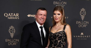 El legendario Lothar Matthaeus asistió al Balón de Oro con su novia modelo 38 años menor que él