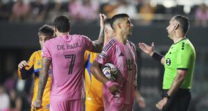 Suspenden a Luis Suárez 3 partidos en la MLS por escupitajo