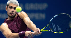 Carlos Alcaraz logra en Tokio su octavo título del 2025