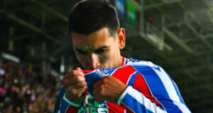 Daniel Muñoz marcó en el triunfo del Palace ante el Dinamo Kiev