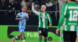 Cucho Hernández se reporta con golazo para el Real Betis en la Liga de Europa: video