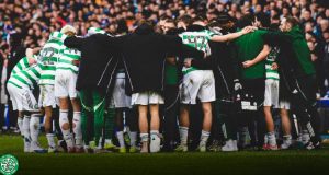 El Clásico escocés acaba en una batalla campal entre hinchas