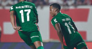 Con gol de Arias, Palmeiras vence a Sao Paulo y lidera en solitario el Brasileirão