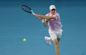 Sinner accede a octavos del Masters 1000 de Miami al vencer a Moutet