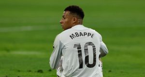Real Madrid empató contra Betis: en Barcelona ya sacan cuentas