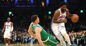 76ers completan remontada ante Celtics en el juego decisivo