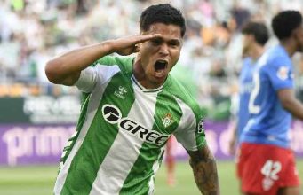 ‘Cucho’ Hernández clasificó al Betis a la Champions tras 21 años