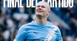 Manchester City cumple ante el Brentford y mete presión al Arsenal