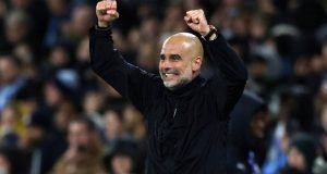 Manchester City golea al Crystal Palace y se coloca a dos puntos