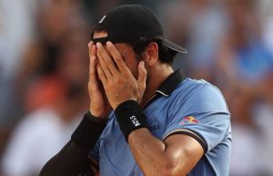 Cobolli y Berrettini avanzan en Roland Garros