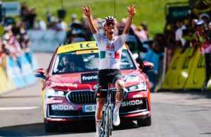 Isaac Del Toro se reivindica a tres semanas del Tour de Francia